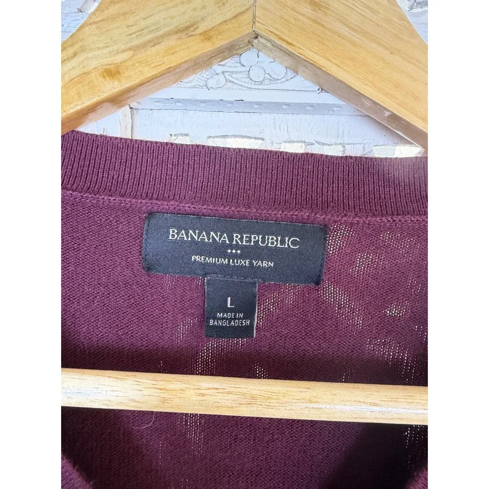 Banana Republic Fisherman Red V Neck Sweater Silk Cashmere Mens L Fits Medium
